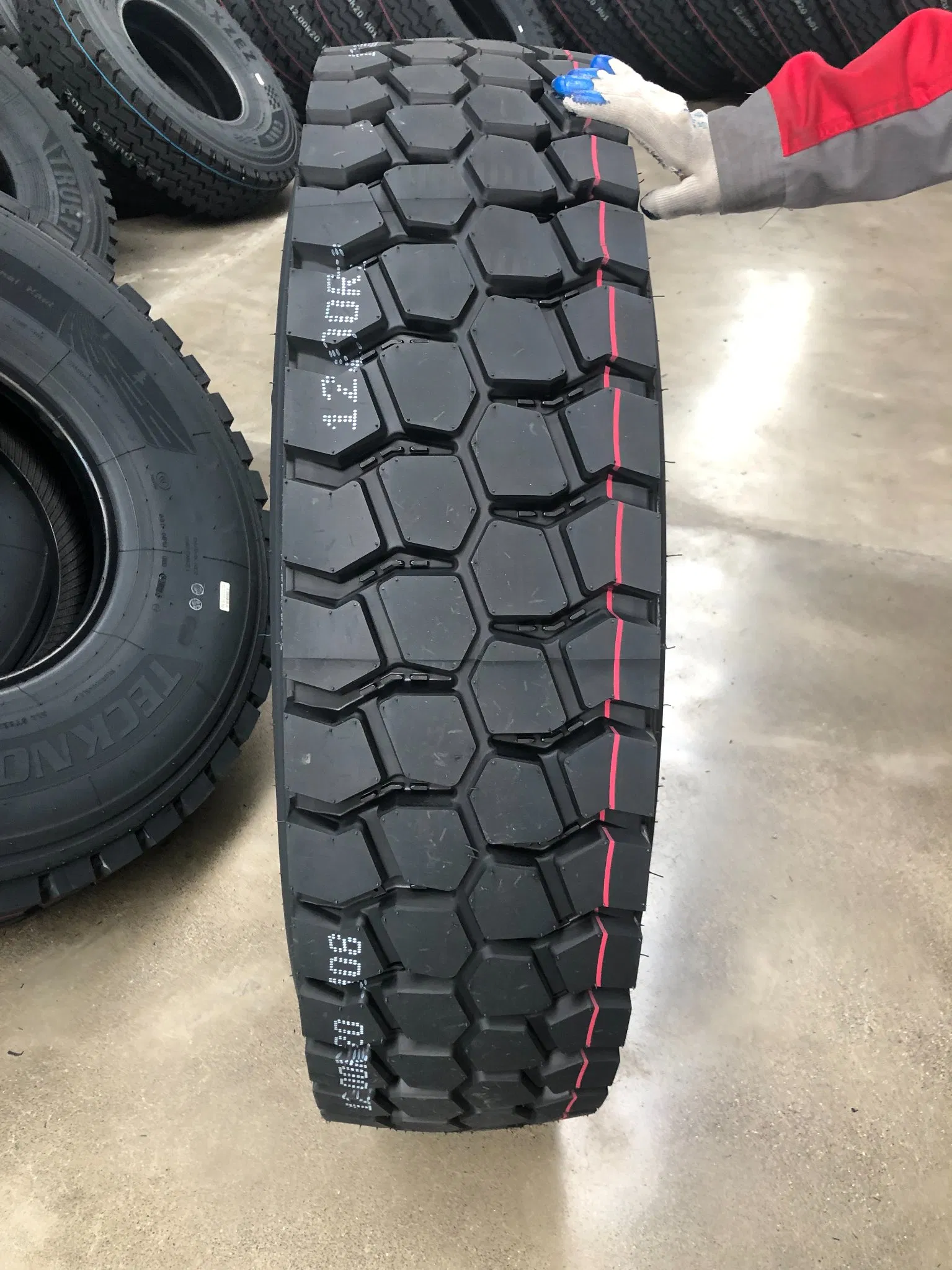 Truck Tyre 12.00r20 20pr Tyre Prices Truck Tire Tires From China Tyre 315 80r22.5 Chinese Truck Tyre with Competitive Price Tyre 12.00r20 Price Tires for Sale