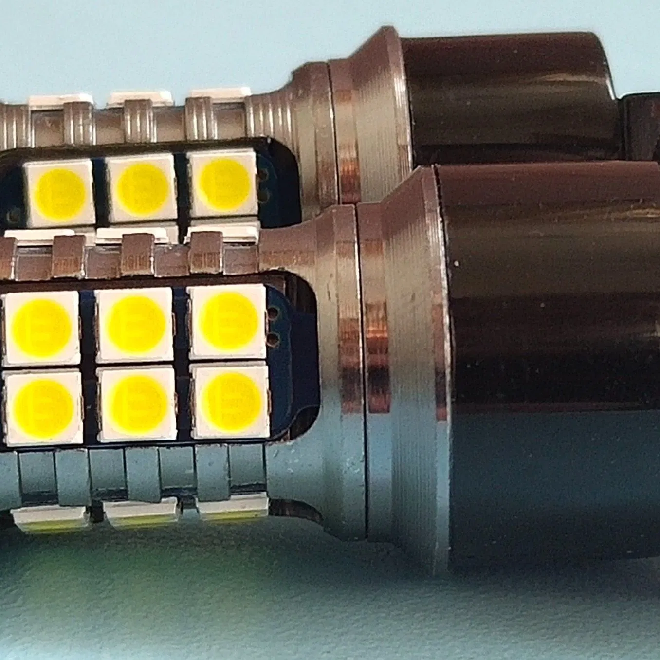 Светодиодная лампа 3157 5W/6W для поворотников