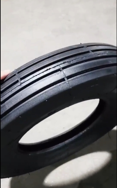 Agricultural Implement Tire 4.00-14 4.00-12 7.5-16 6.5-16 5.00-15 7.5-20 Rib Farm Tyre New Bias Agriculture Tyre/Wheel for Harvester/Tractor and AG Machinery