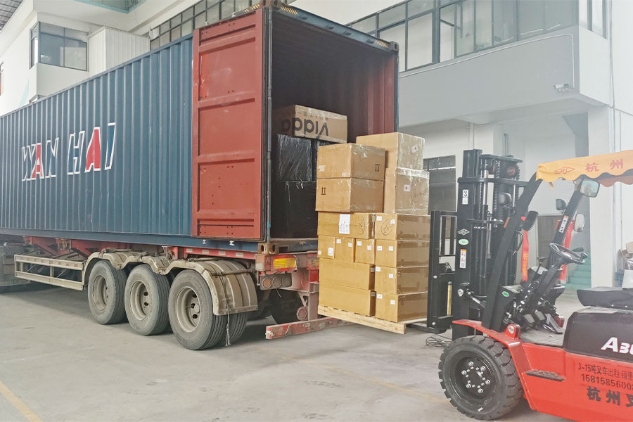 Фонарь задний для Suzuki Swift 2011 (левый/правый)