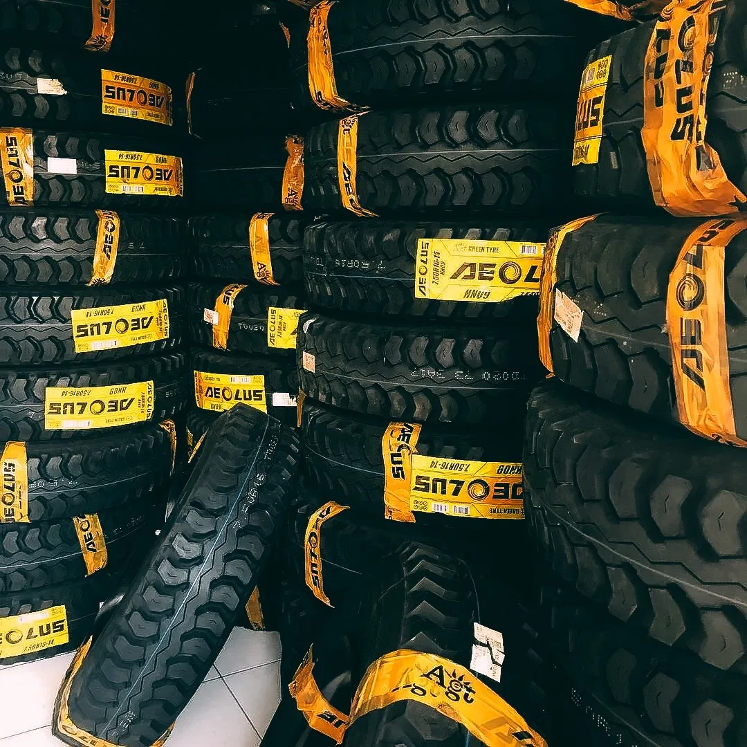 Aeolus Windpower Truck Bus Tire Factory 11r22.5 12r22.5 ADC53 TBR