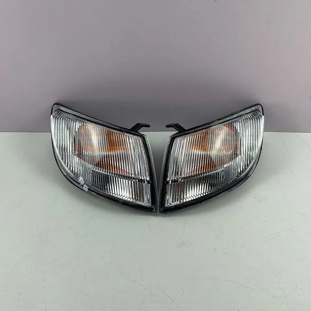 Угловые фары Nissan Rnessa N30 1997-2001