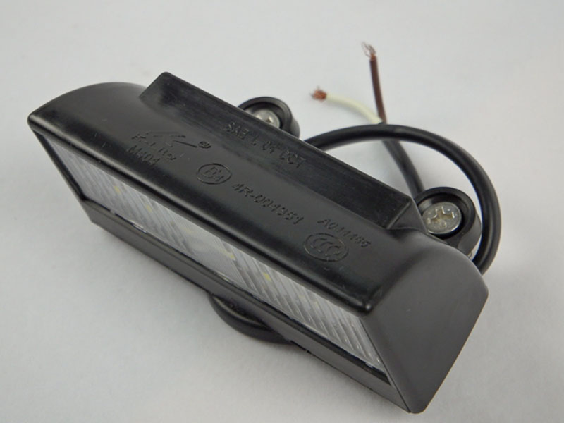 Фонарь подсветки номера E-MARK LM404 для мотоцикла