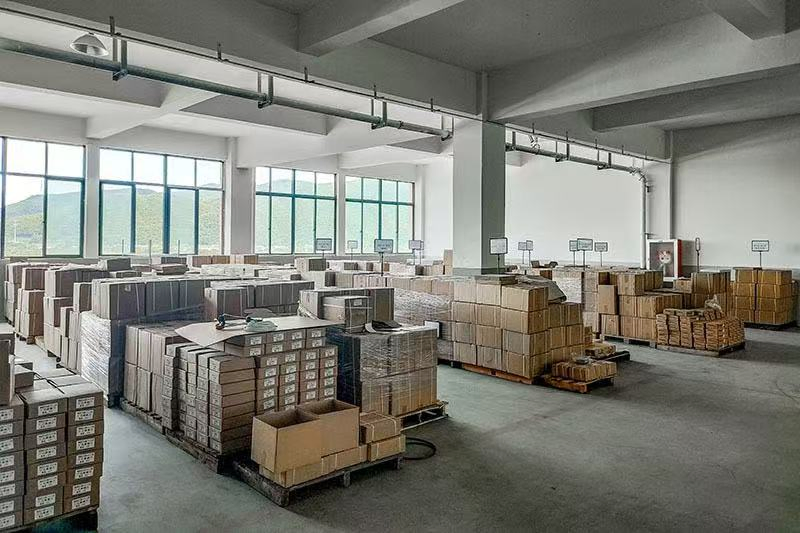 Фрикционный диск сцепления CD4e F421702-165