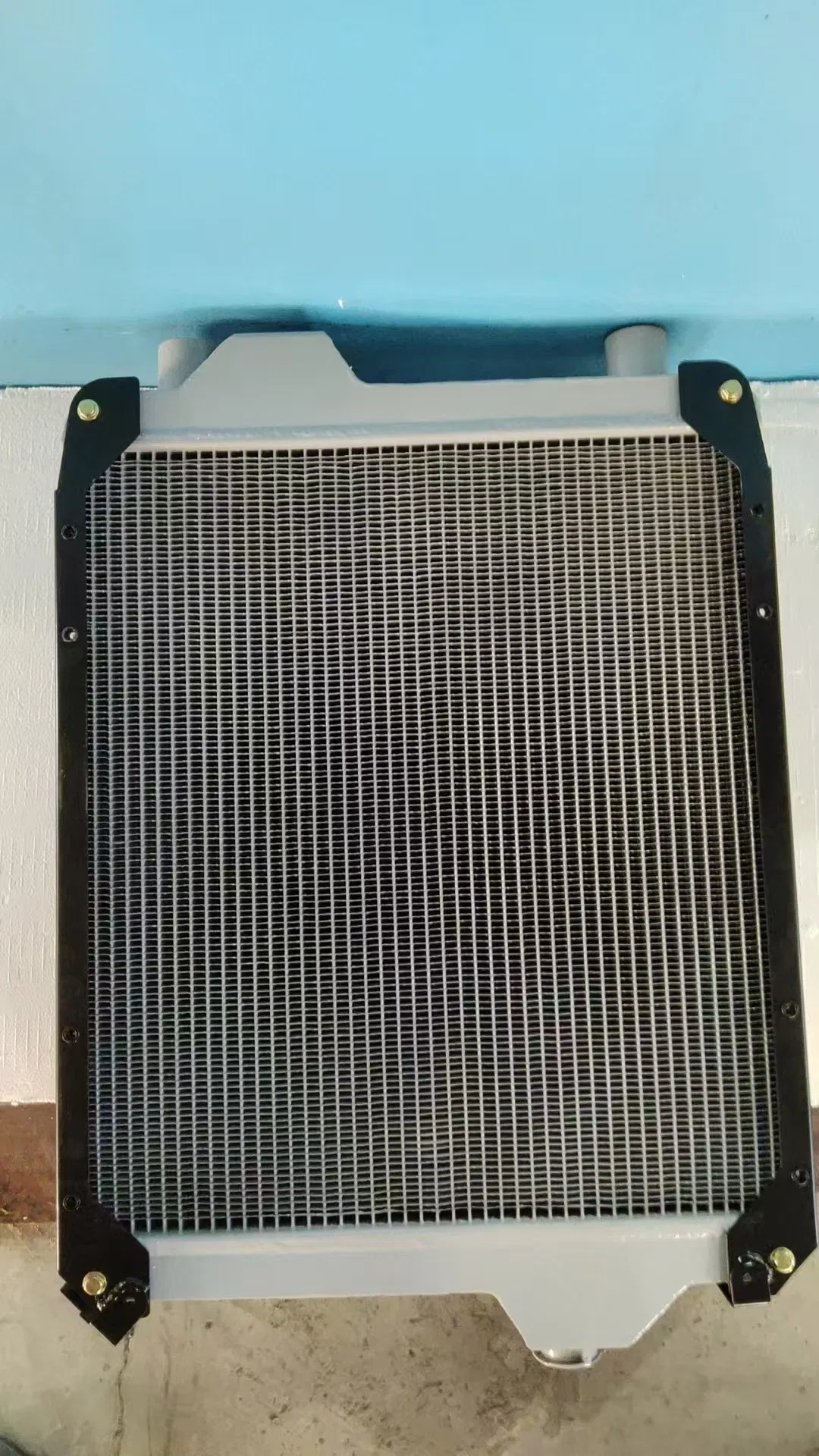 Радиатор алюминиевый для трактора New Holland TV145