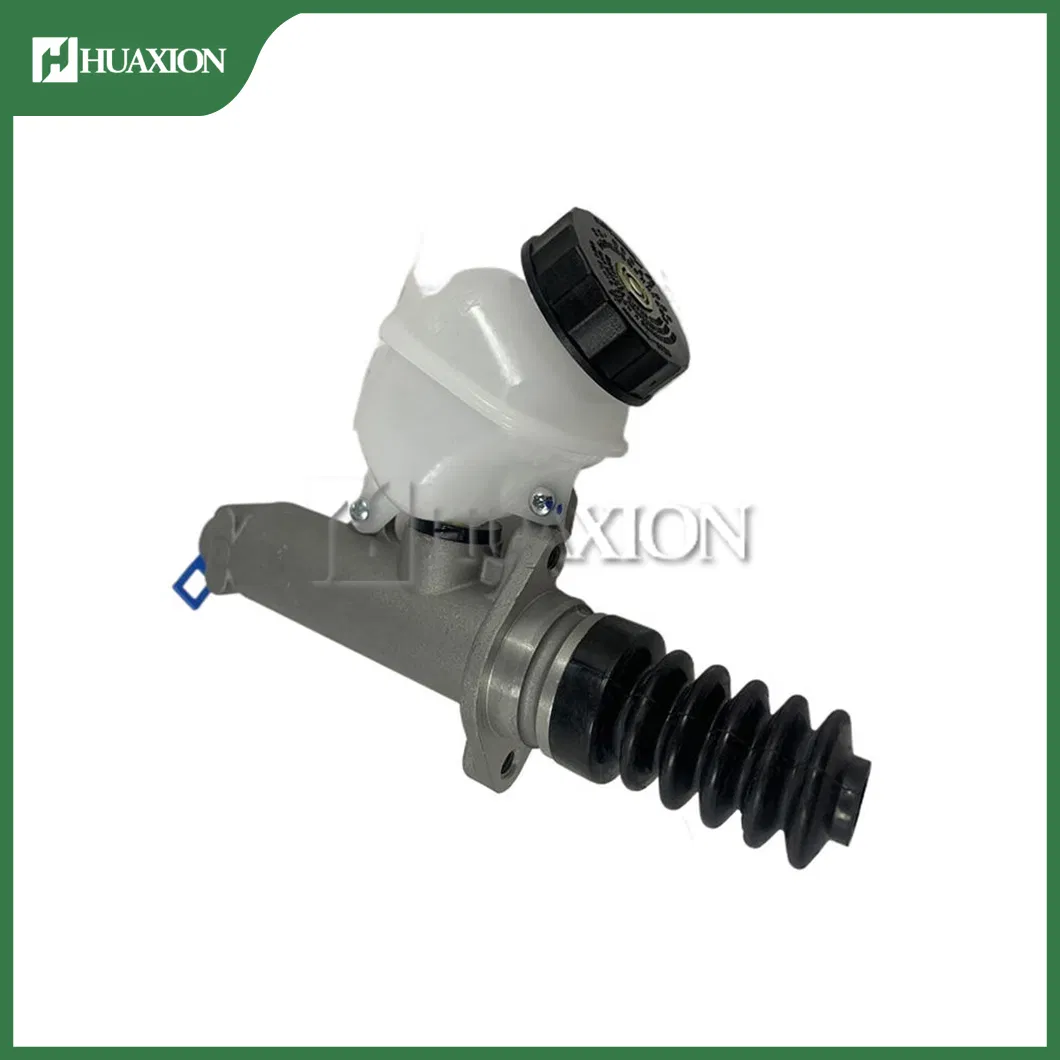 HS8222 HOWO Truck Part Dz93189230090 Auto Engine Spare Parts Clutch Master Cylinder