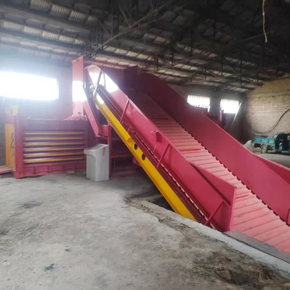 Полуавтоматический пресс-подборщик для макулатуры и ПЭТ-бутылок