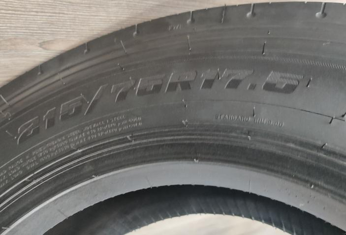Стальная радиальная шина для грузовиков и автобусов