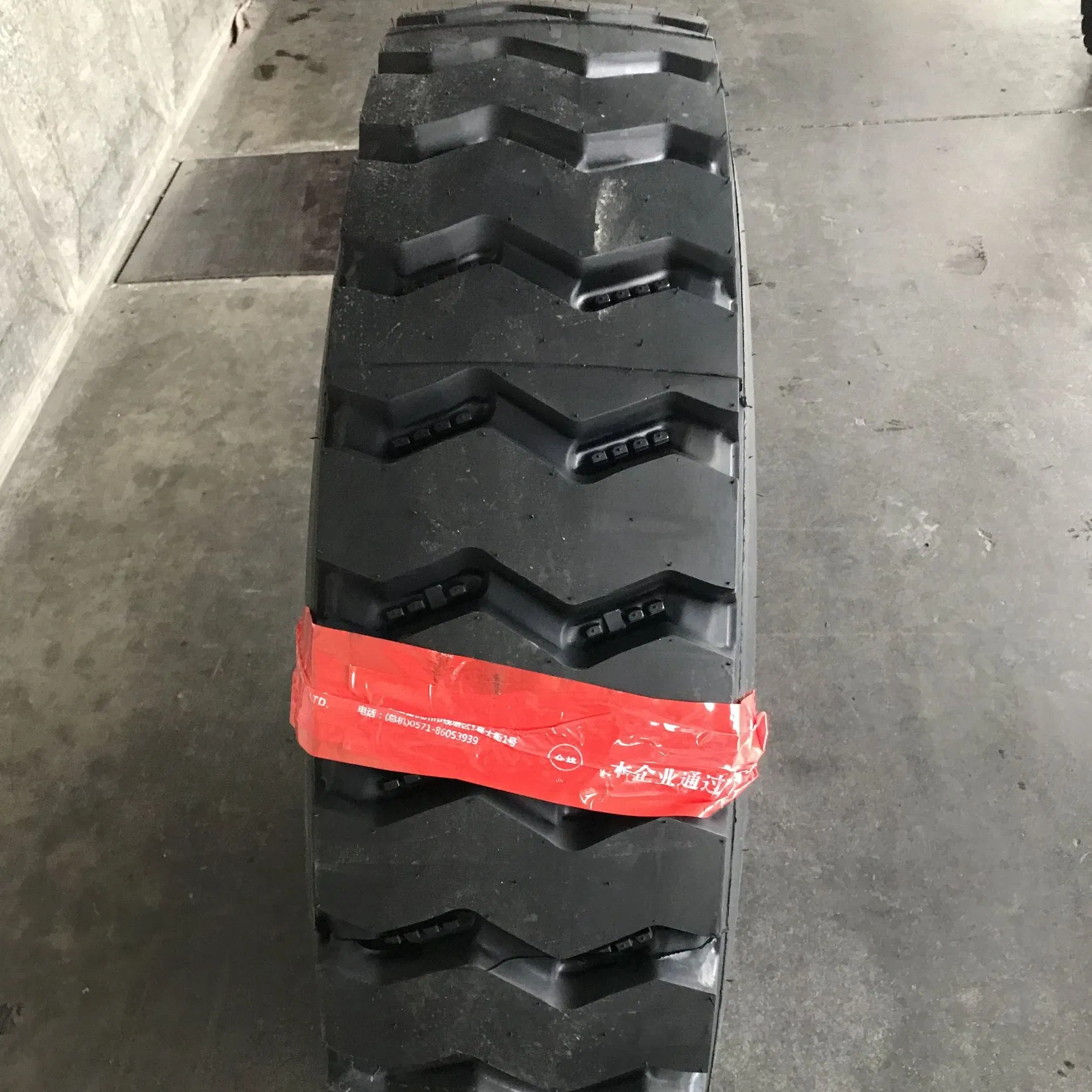 Semi Truck Tyres 295 75 R22.5 9.00 X20 385/65/22.5 Truck Tires for Sale