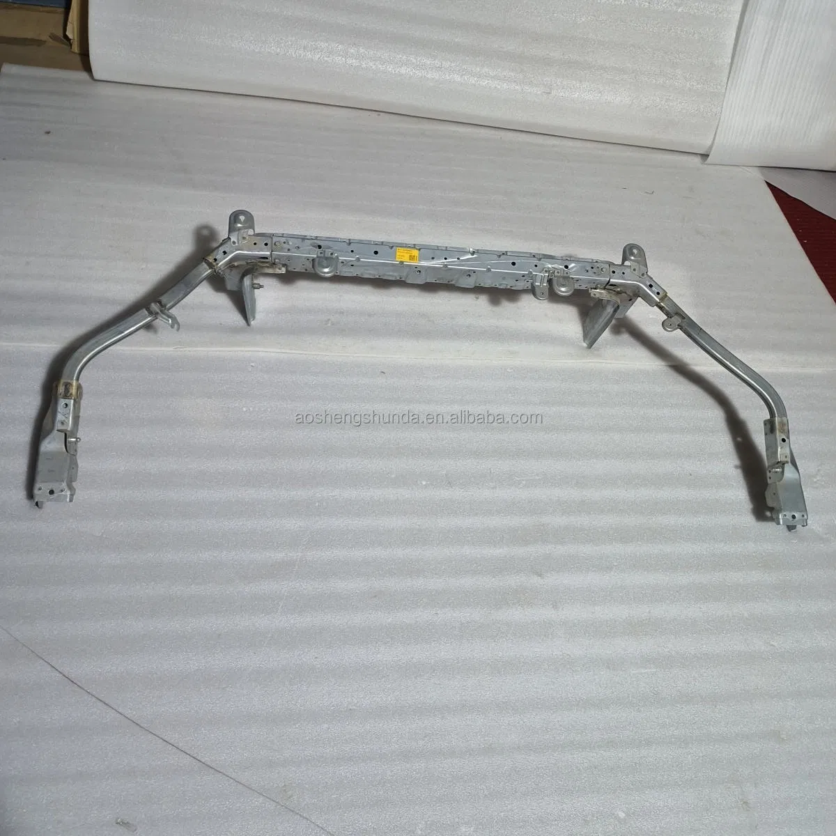 Верхняя рамка радиатора Buick Envision 23355621, 23326564, 23349251