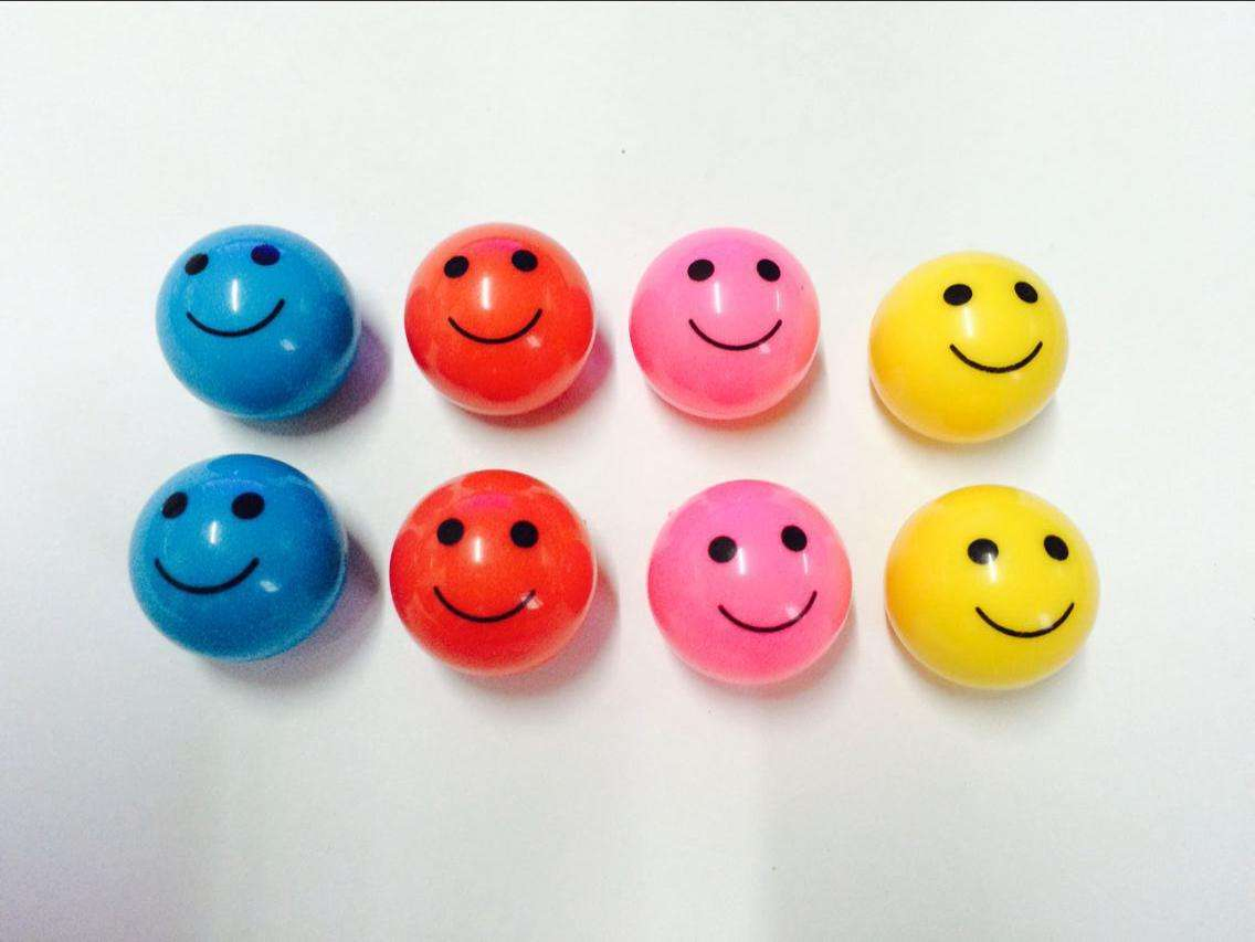 Колпачки для шин Smile Ball, разноцветные