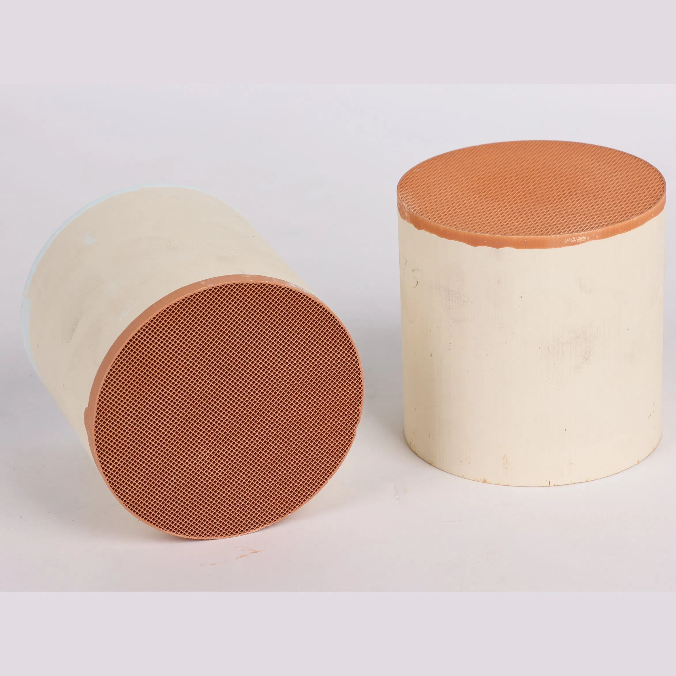 Керамическая сотовая подложка SCR катализатора из кордиерита