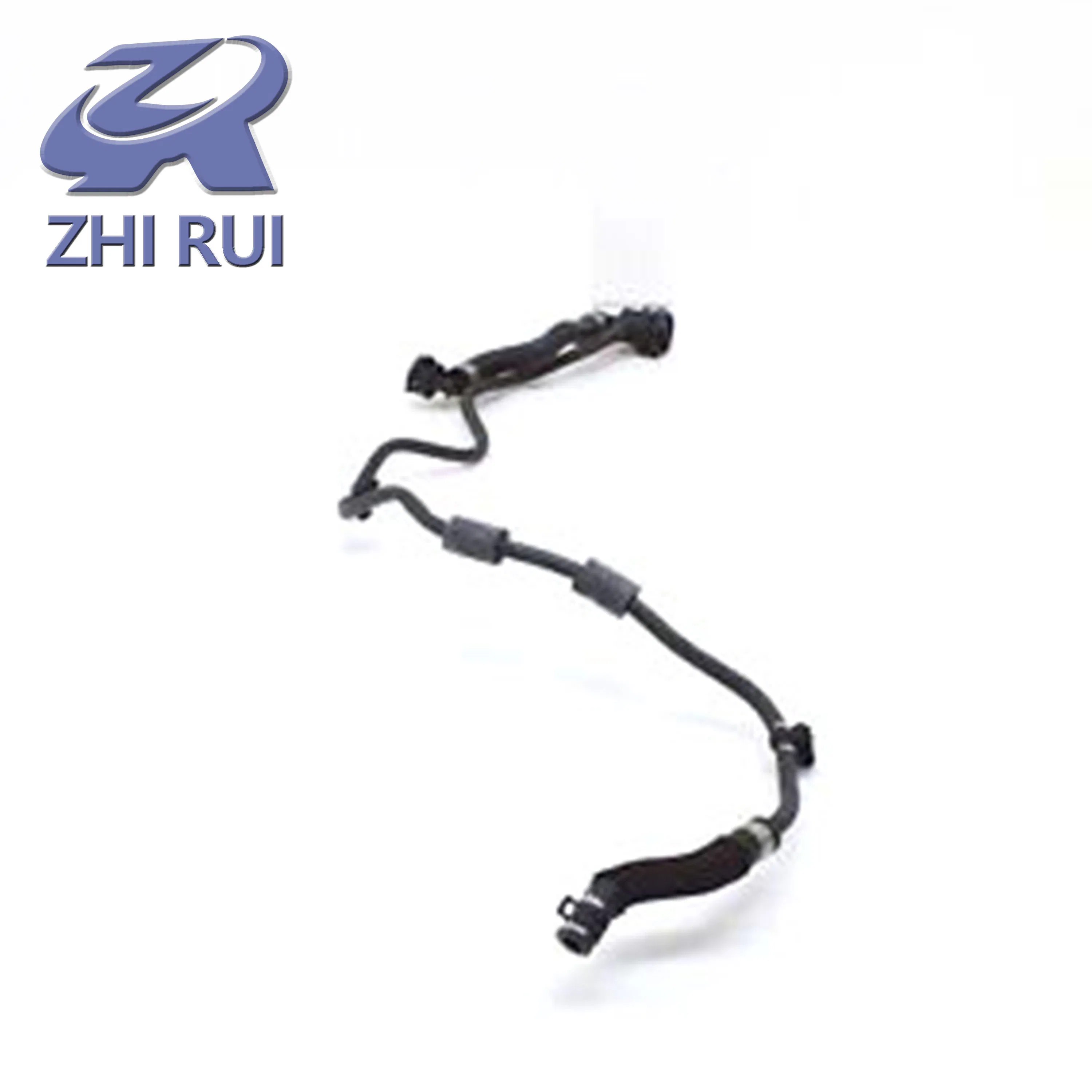 Патрубок системы охлаждения Mercedes-Benz C260L