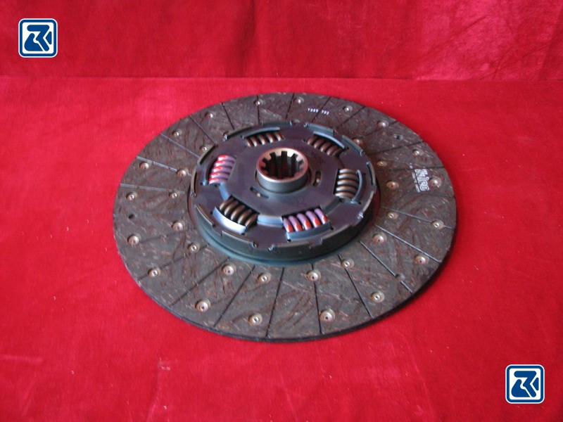 Sinotruk HOWO Truck Spare Parts Clutch Plate for HOWO Truck Wg9114160020 Clutch Driven Plate