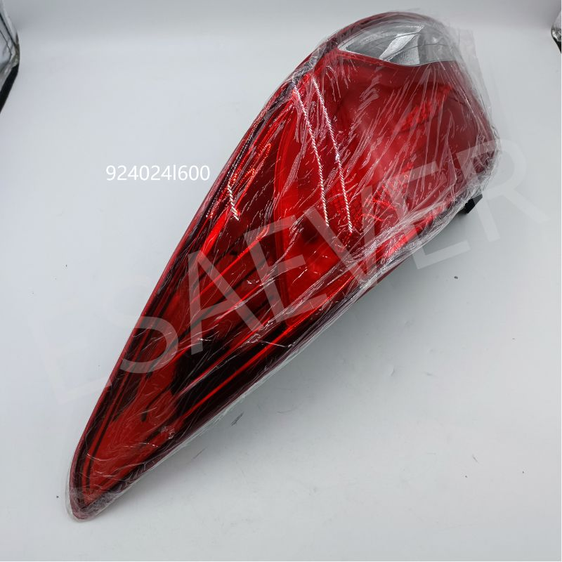 Tail Lamp 92401h0200 924024L600 81551-0K010 81561-0K010 81551-0d070 81561-0d070 81551-12A20 81561-12A20 81551-0r010 81561-0r0102 6550-3ta0a 26555-3ta0a