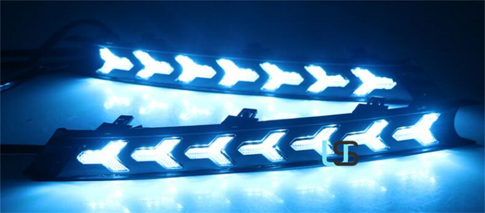 Противотуманная фара Mazda CX-5 с дневными ходовыми огнями LED