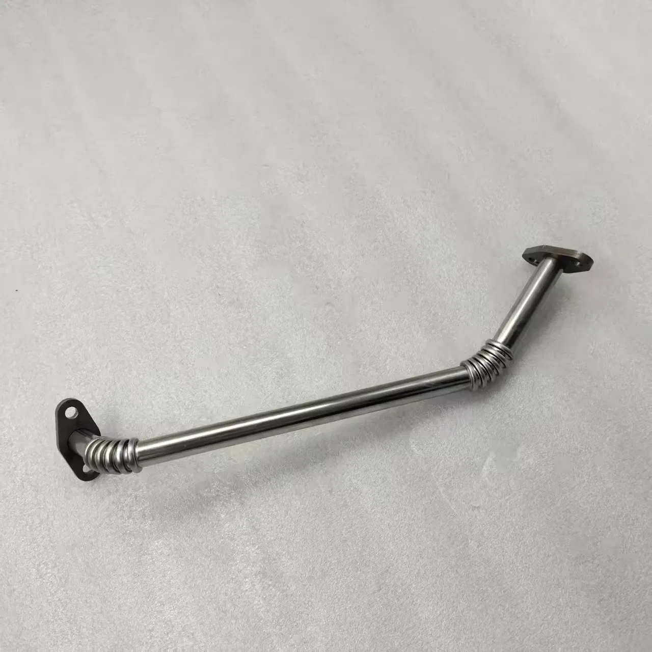 Маслоотводная трубка двигателя