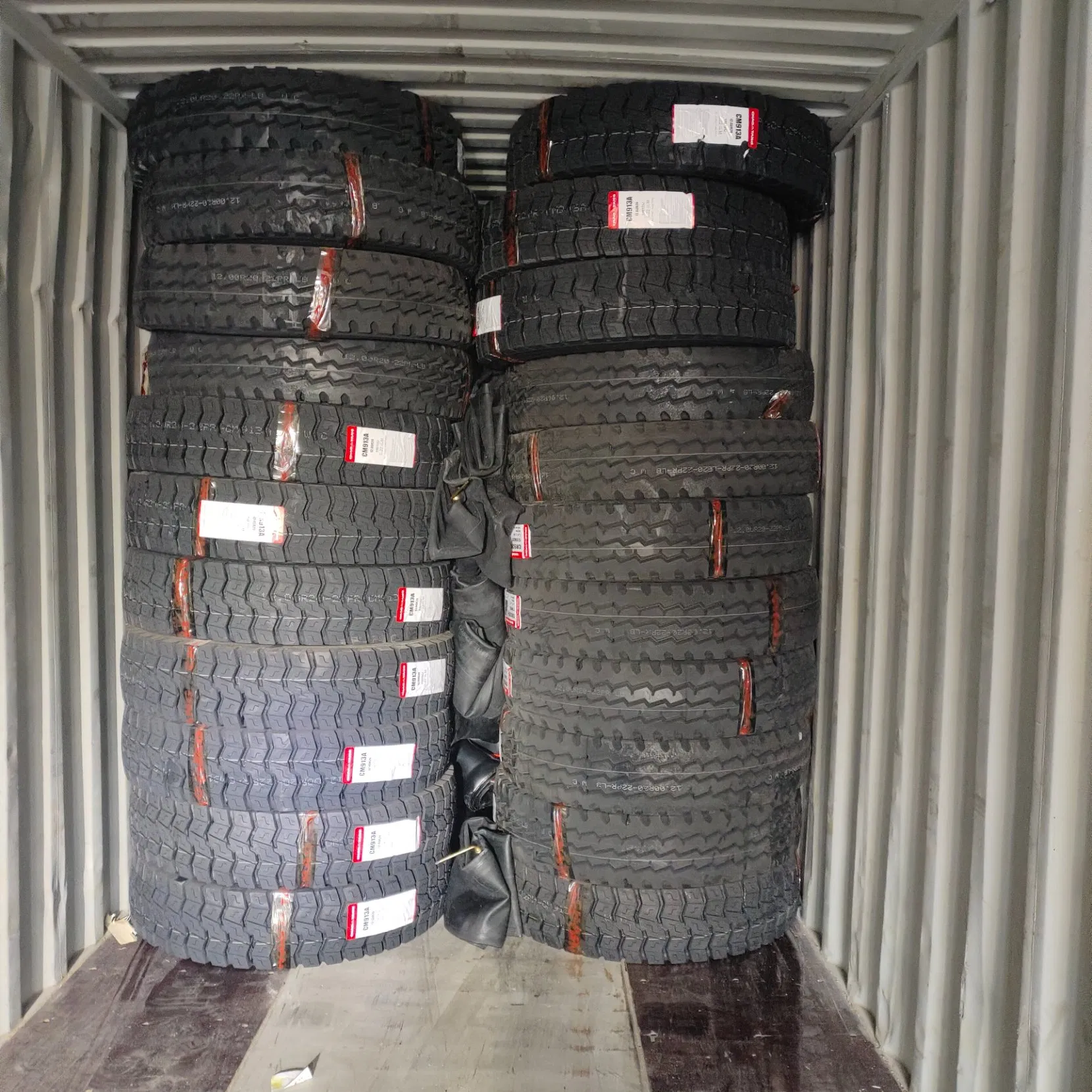 18pr Chaoyang CS100 315/80r22.5 Heavy Load Construction Vehicle Tire
