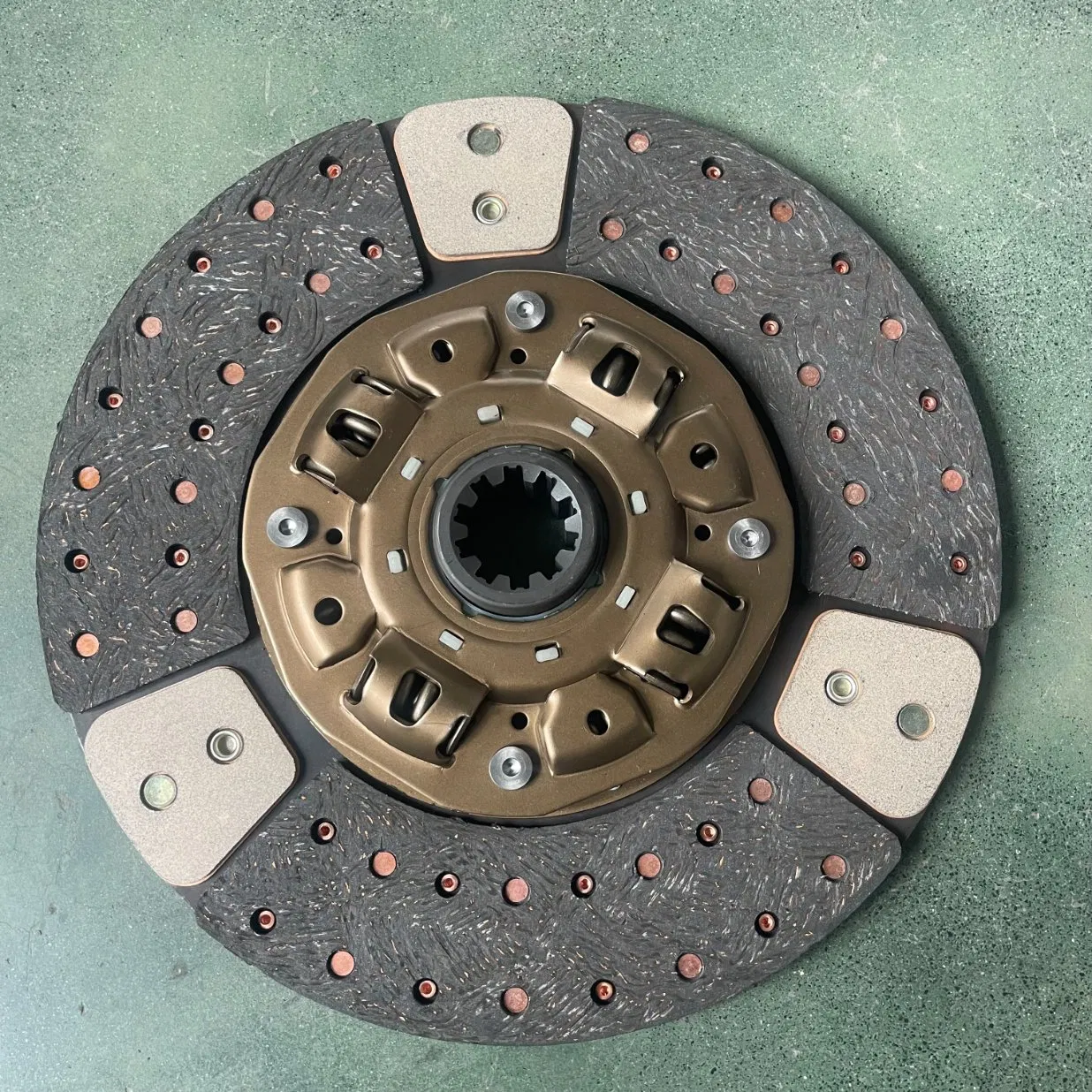 Clutch Disc and Pressure Plate Assembly for Automotive Aftermarket with Best Price