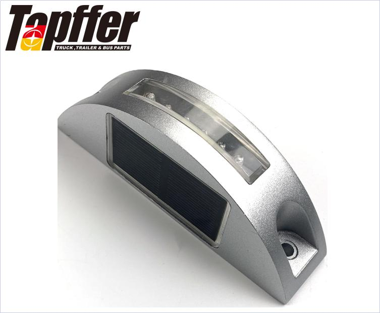 White Aluminum Case Solar LED Light Nice Road Stud with 5 Colors