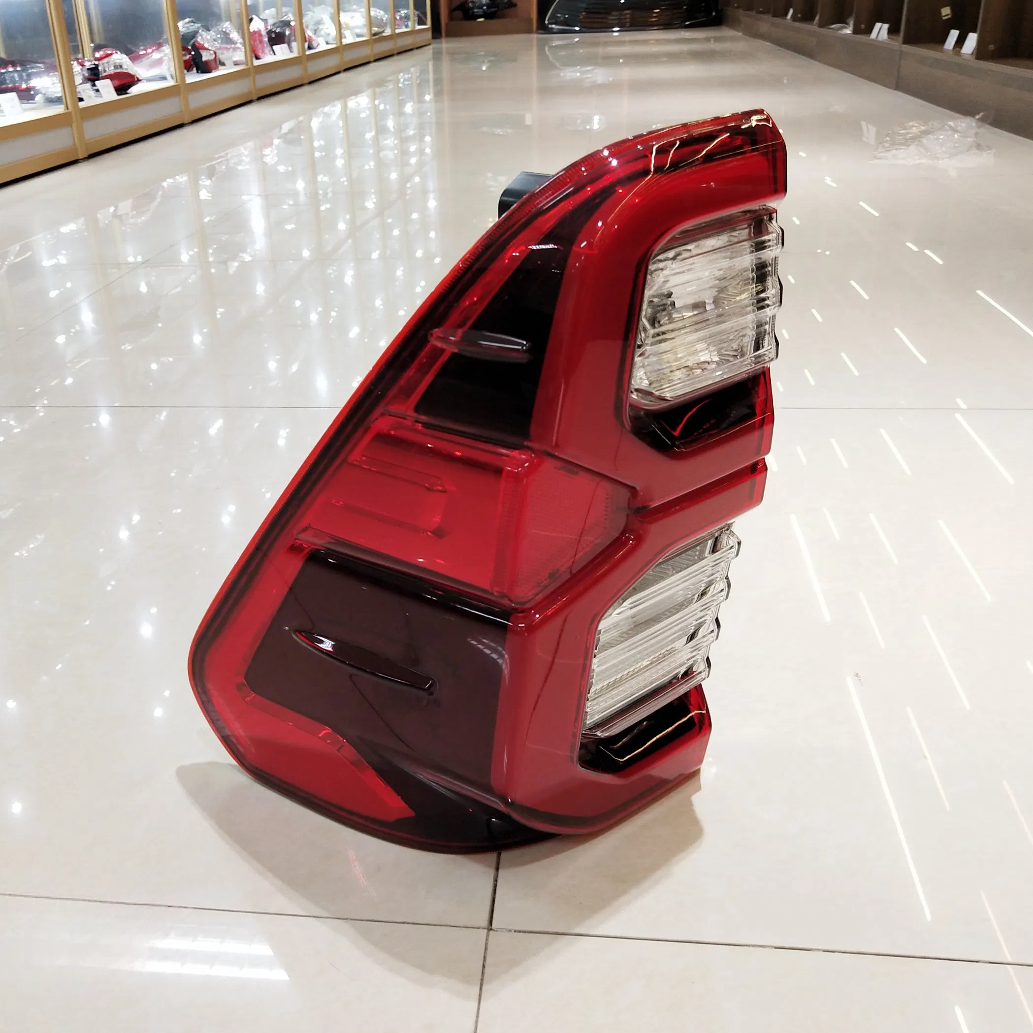 Wholesale Auto Parts Car Lights Rear Light Tail Lamp for 2020- Toyota Hilux Revo/Rocco Tail Light