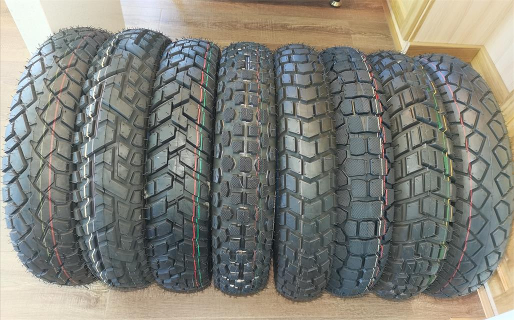 Мотошина с высоким содержанием каучука 48-55%