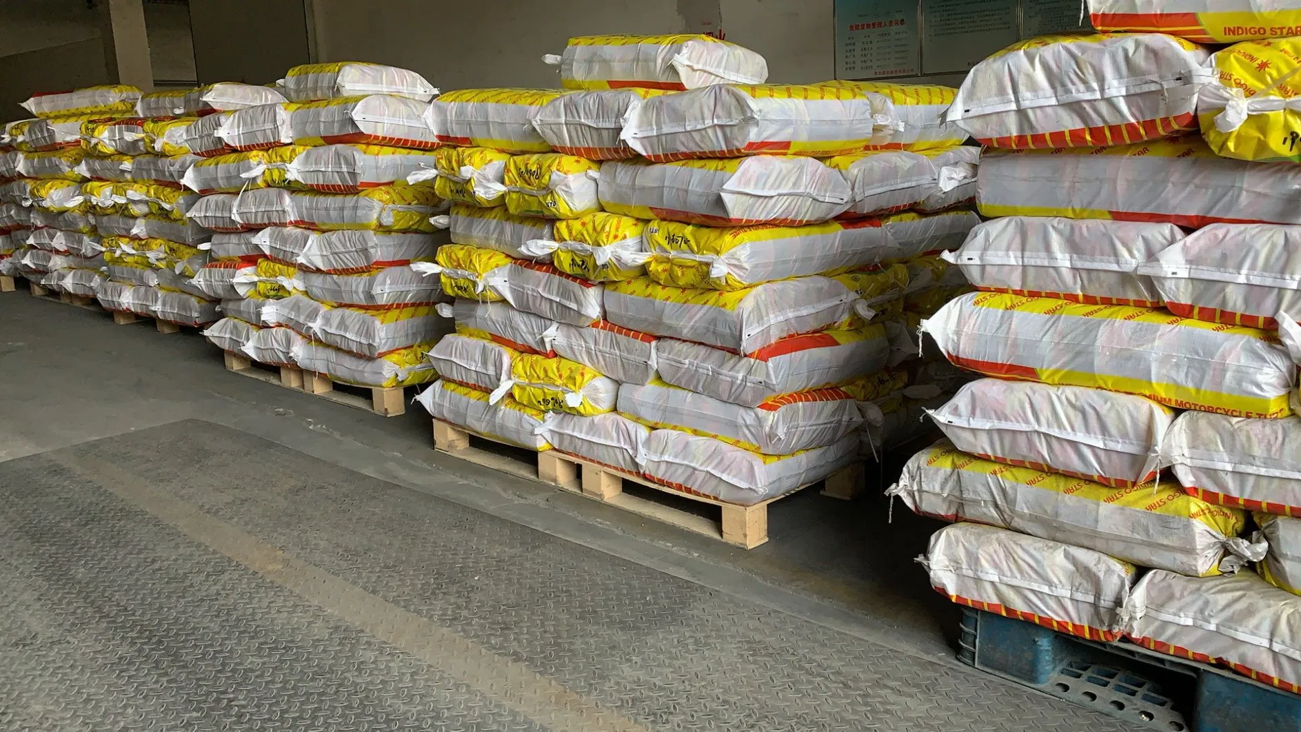 Передняя шина для мотоцикла 2.75-17, 2.75-18, 3.00-16, 3.00-17, 3.00-18