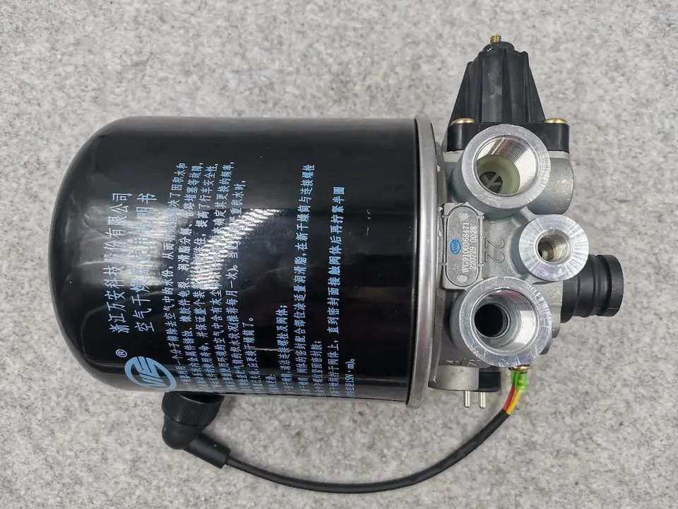 Az9100368471 Air Dryer Compressor Filter for Shacman Delong Truck F3000 Air Dryer Assembly