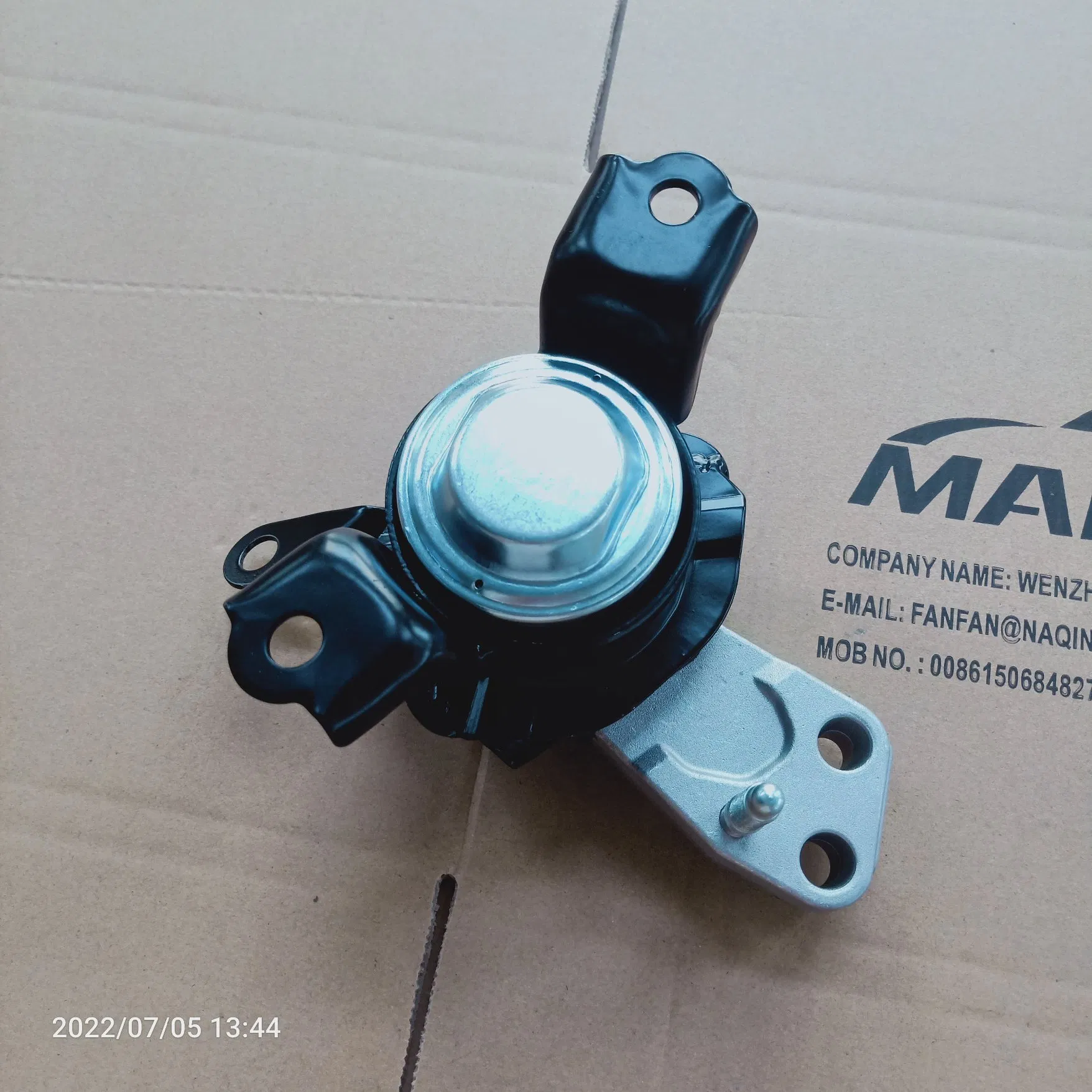 Made in China Price Naqin Auto Car Parts Suspension Bushing for Toyota Hilux Hiace Landcruiser Hyundai Nissan Suzuki Mitsubishi Canter Fuso Mercedes Benz Sprin