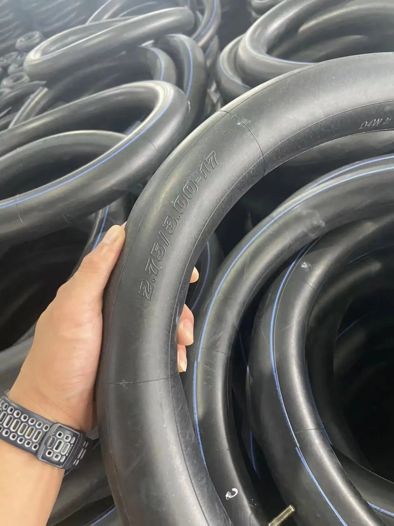 Камеры мотоциклетные бутиловые 300-17/300-18, 275-17/275-18