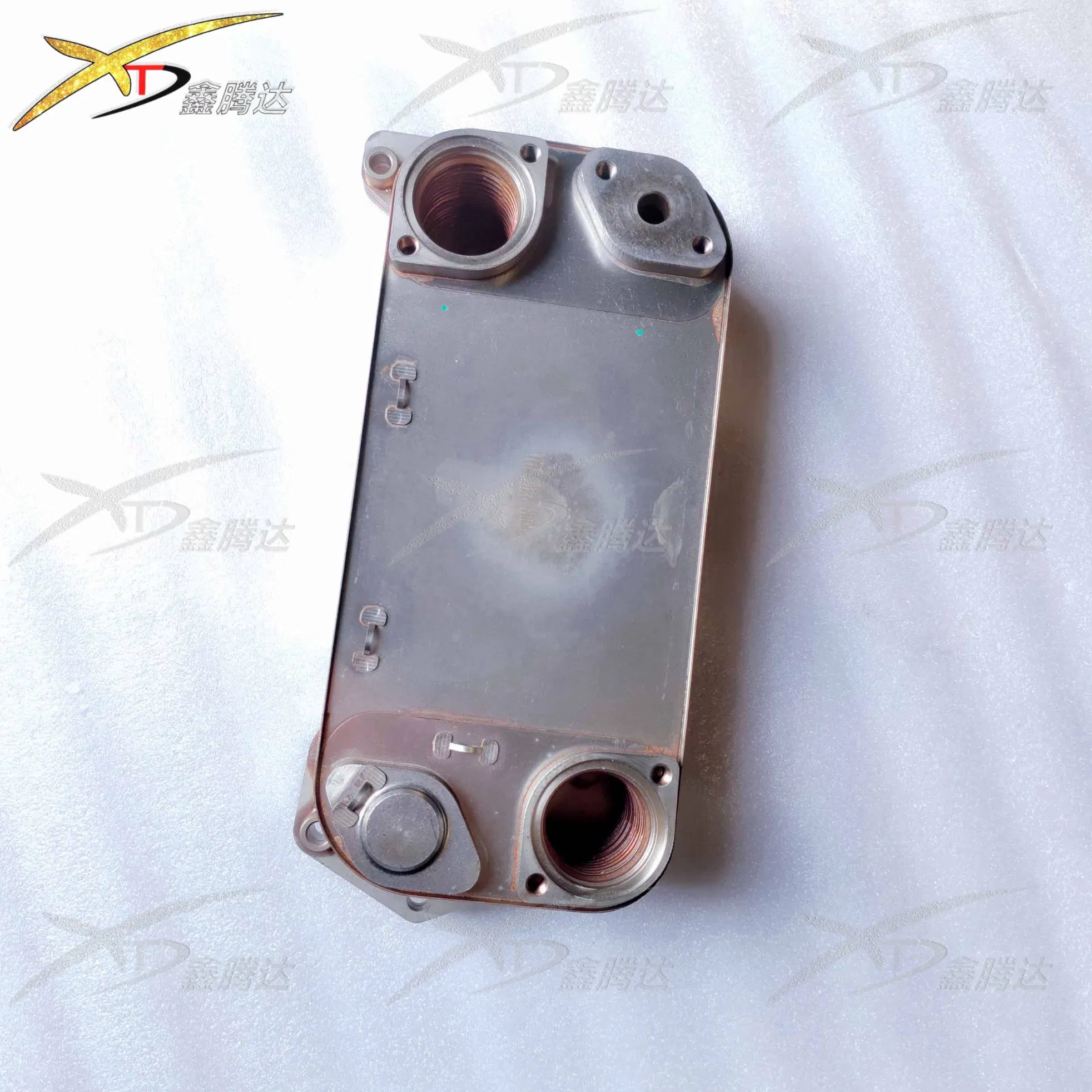 Масляный радиатор гидрозамедлителя 2114175 для Scania