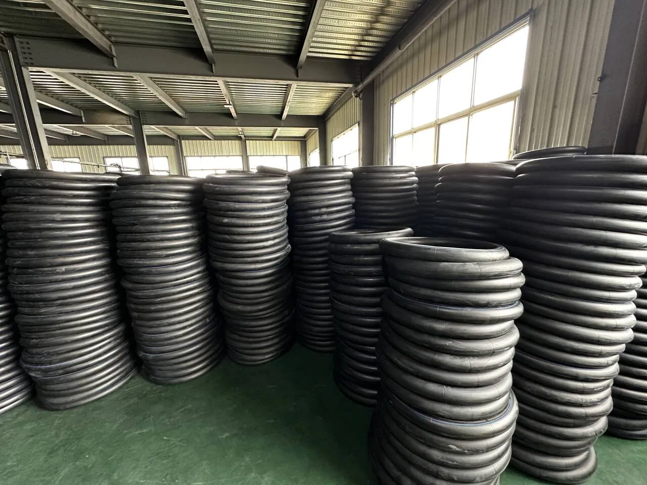 Камера мотоциклетная бутиловая 3.00-17, 3.00-18, 2.75-18