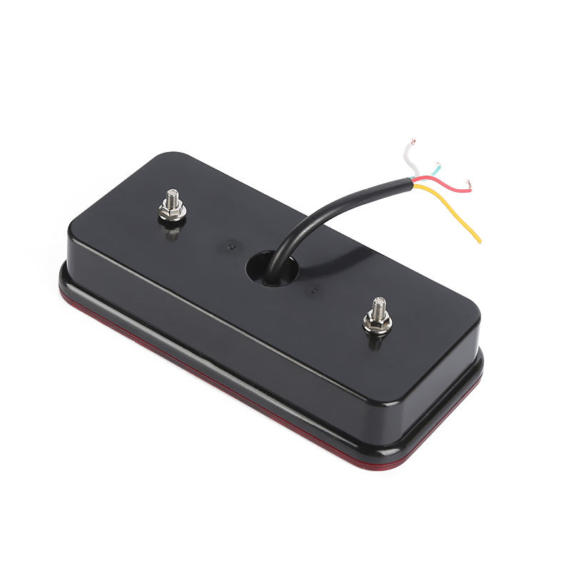 Фонарь задний светодиодный Emark 12V, 18 LED, 4 функции