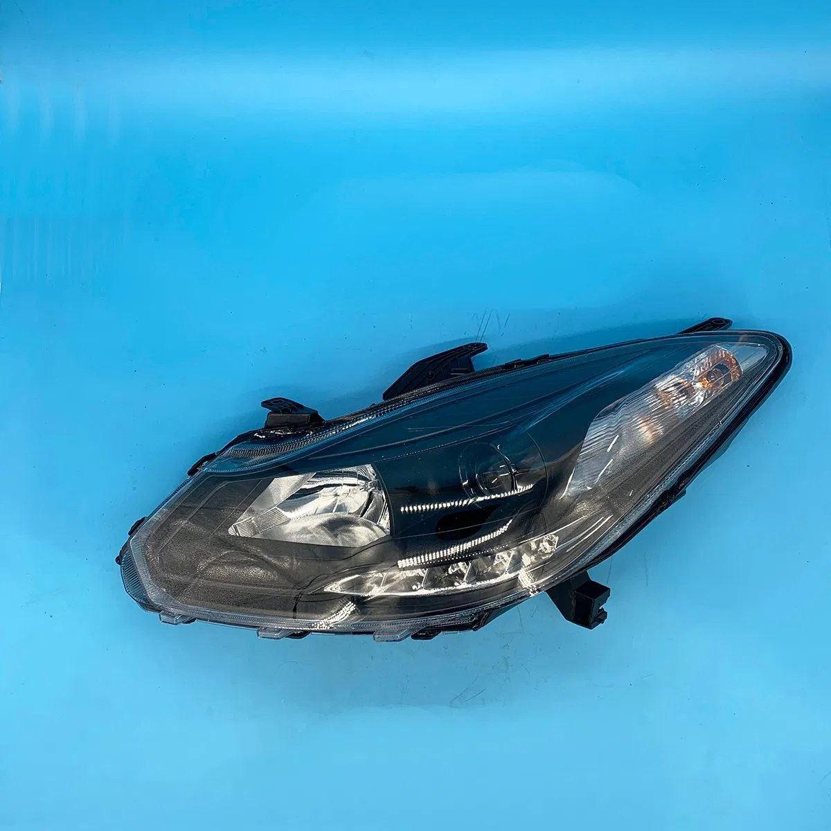 Jp2-13006-Ad Jp2-13006-Ab LED Headlamp Headlights for Jmc Yuhu Vigus3 Baodian Pickup Jp2-13005-Ab Jp2-13005-Ad