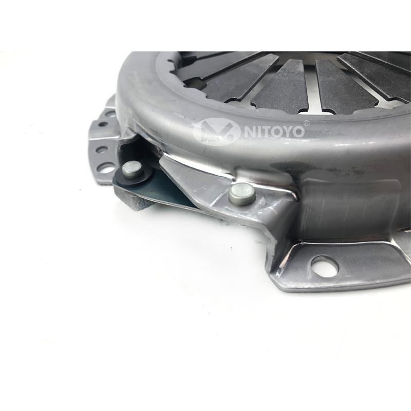 Nitoyo Clutch Parts 30210-22r04 Used for Nissan Almeria Clutch Cover
