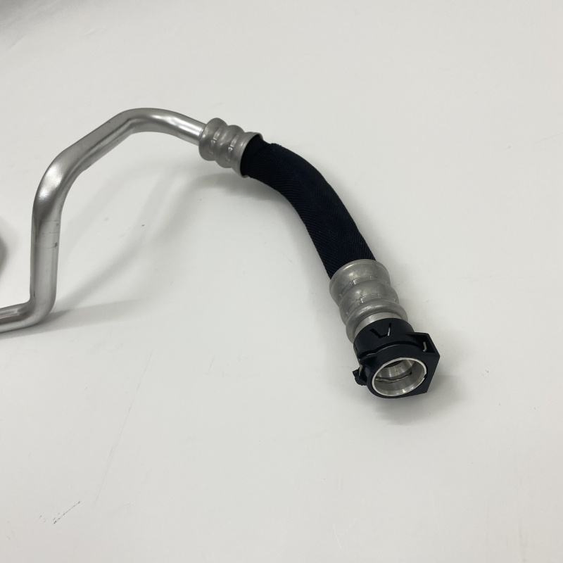 Трубка охлаждения STZT 17227591898 для BMW