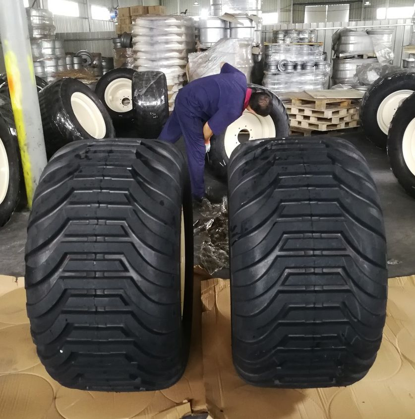 Flotation Implement Agricultural and Forestry Logger Tyre (550/60-22.5, 550/45-22.5, 500/60-22.5, 500/45-22.5, 600/50-22.5)
