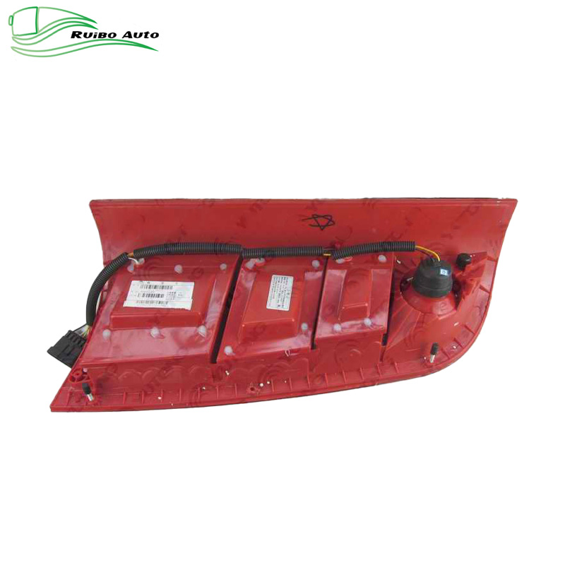 High Quality Bus Spare Parts Wgh486 Combination Rear Light 3715-00169/3715-00170 for Yutong Higer Jinlv Bus