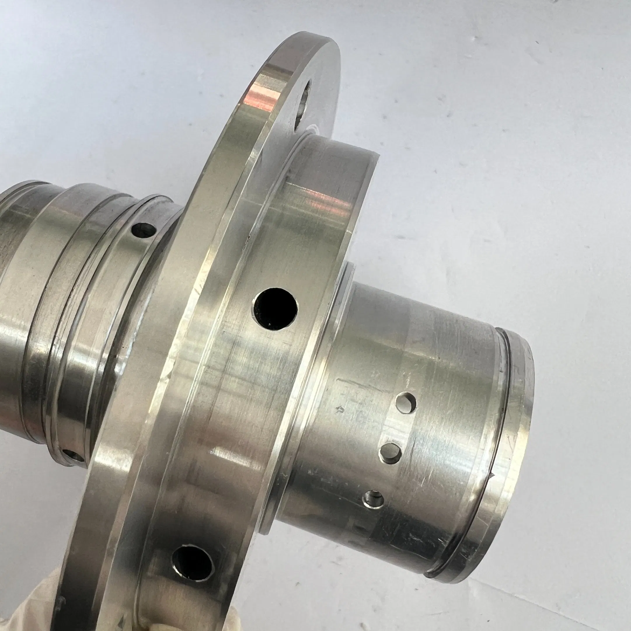 Алюминиевый впускной коллектор для авто и электромобилей