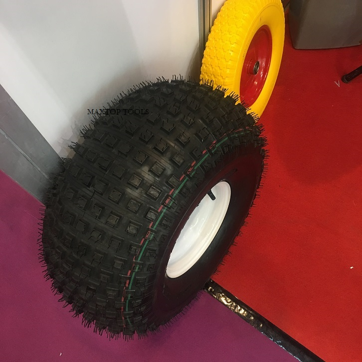 Maxtop High Quality Tubeless Turf Tyre with Many Sizes