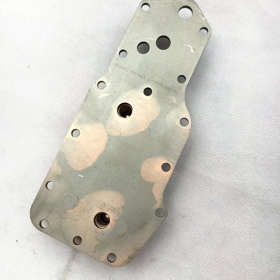 Масляный радиатор Cummins 4BT 6BT 3921557