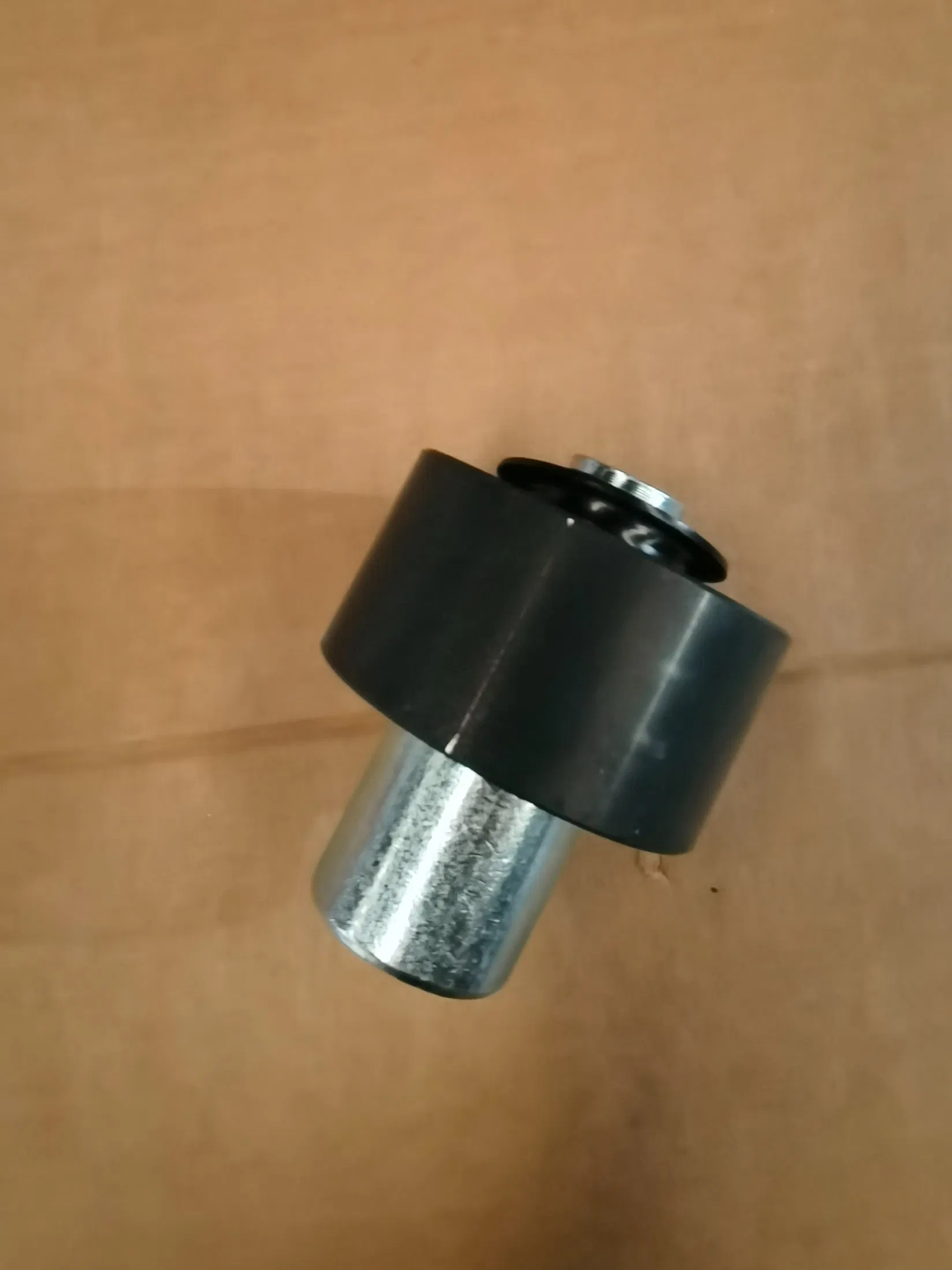 Кожаный натяжитель Yuchai M6600-1002210 для двигателя