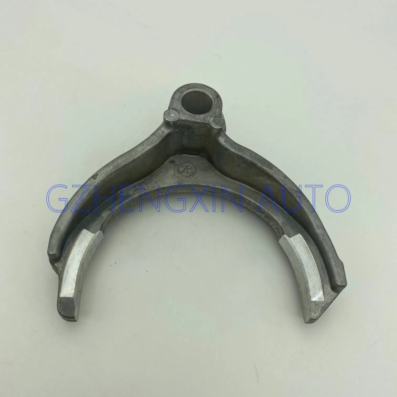 Вилка переключения передач 33213-35040