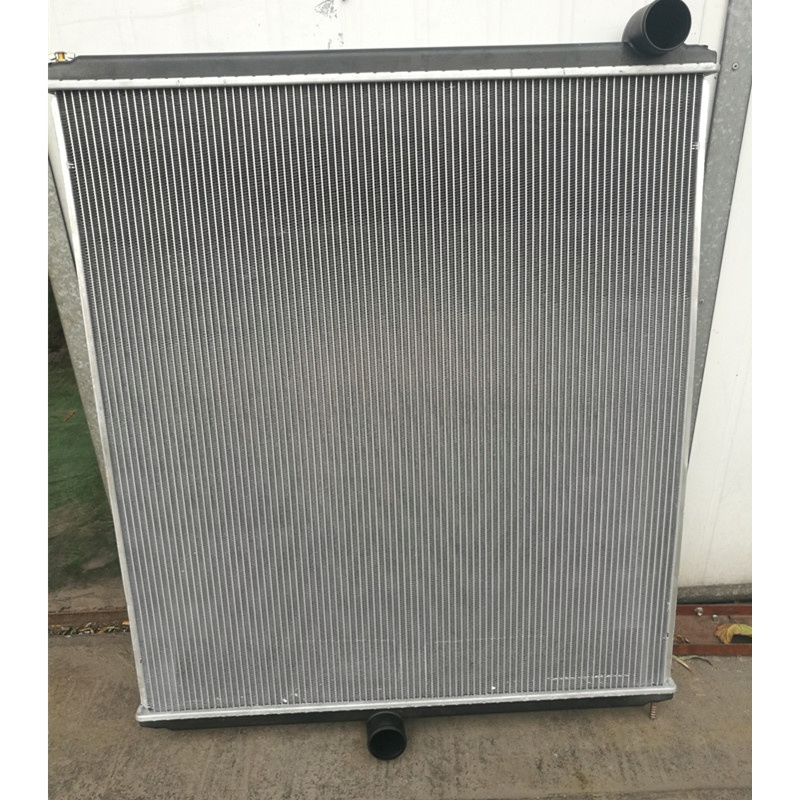 Радиатор для грузовика D Sterling 2001-4114