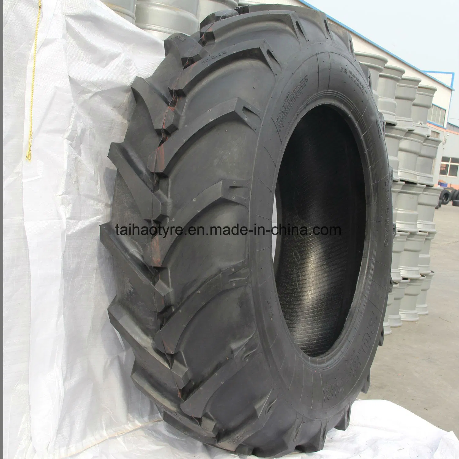 18.4-26 18.4-28 18.4-30 18.4-34 18.4-38 20.8-38 R1 Tractor Tire