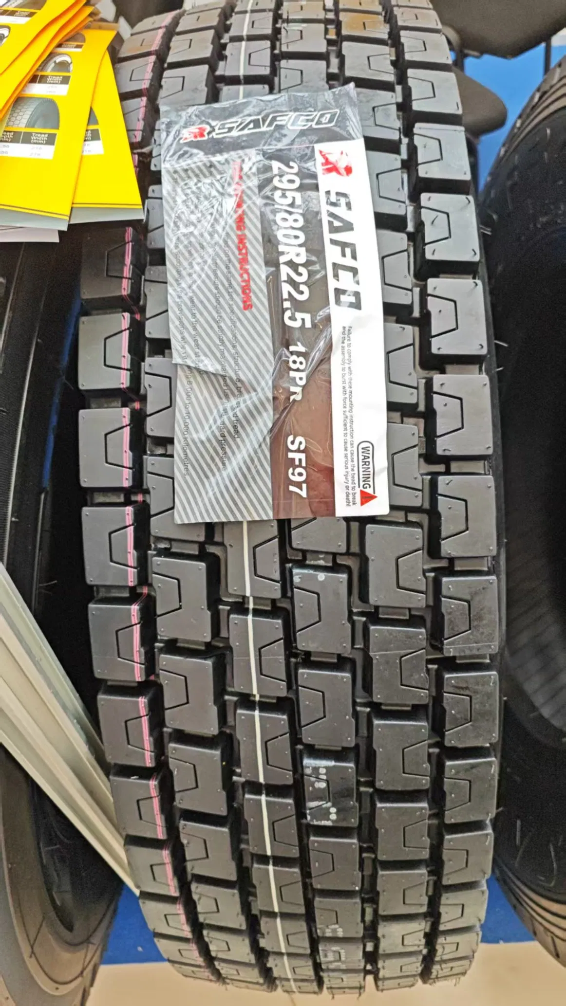 Грузовая шина 295/80R22.5 Cargostone для дальних перевозок