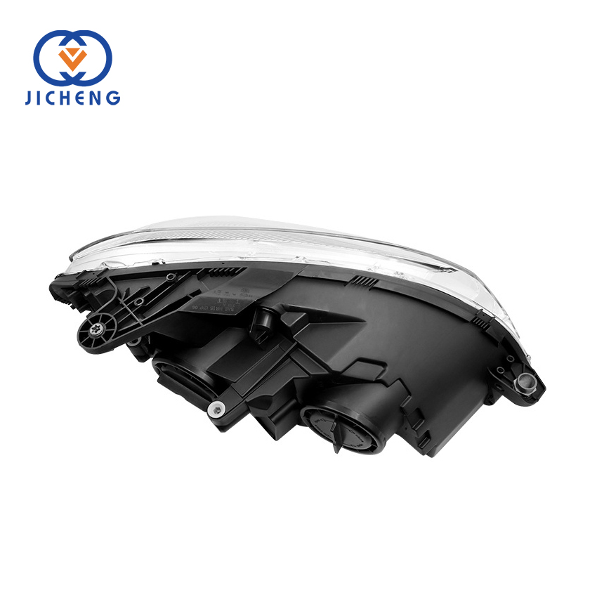 Передняя правая фара для Mercedes-Benz W204