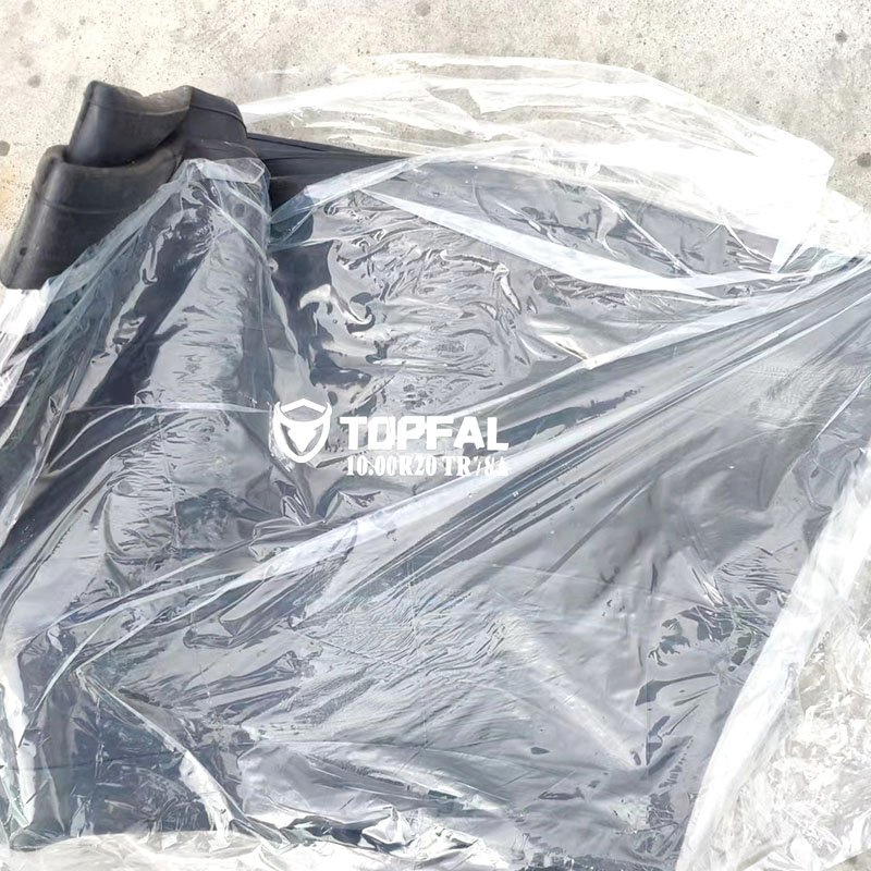 Грузовая шина LTR 11.00R20 / 12.00R20 Tr218A с камерой