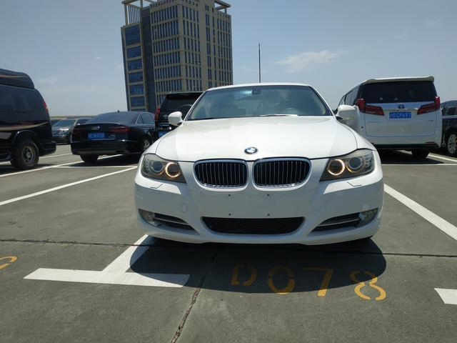 Б/у BMW 3 Series 325i 2012: экономичный седан