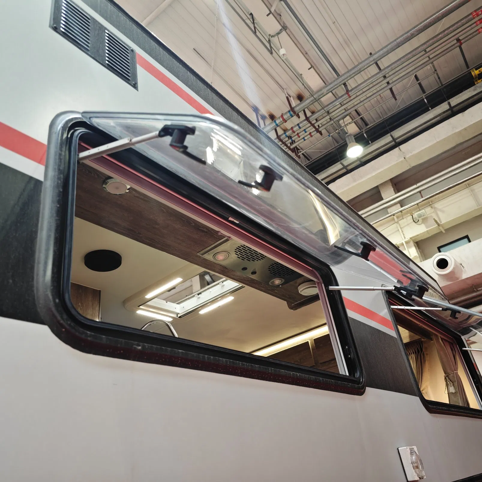 Maygood Mg17RW 700X550mm RV Caravan Camper Trailer Motorhome Side Window